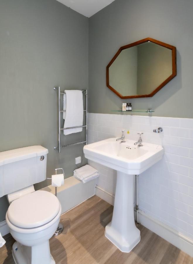 Отель Tulse Hill 3*
